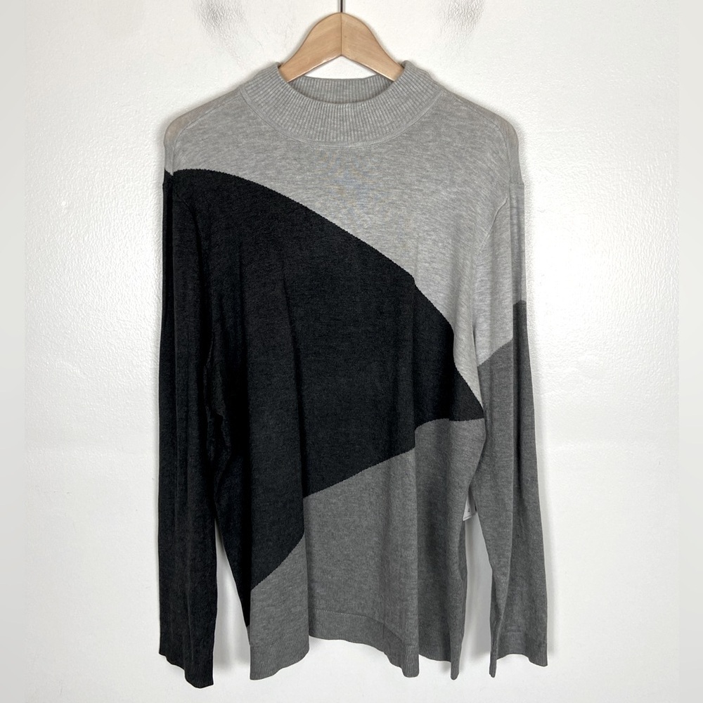 Chico's Colorblock Mock Neck Long Sleeves Sweater Size 4 US XXL Basic Minimalist